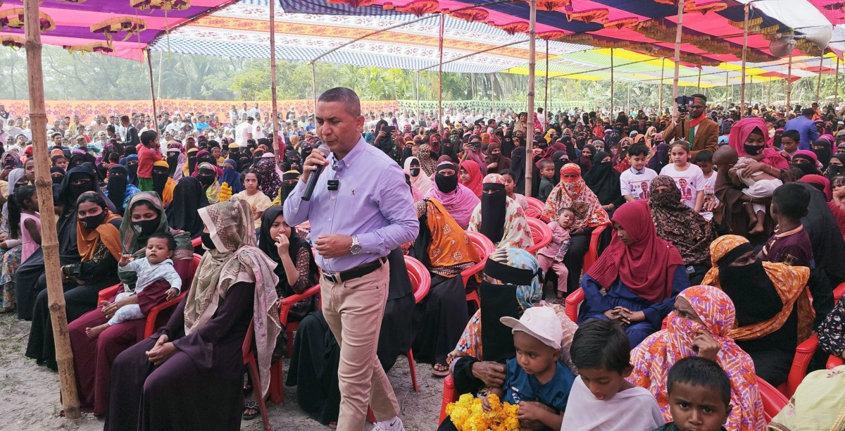 নুরাবাদ ইউনিয়ন বিএনপির আয়োজিত মহিলা সমাবেশ অনুষ্ঠিত  : একটি ভন্ড ও মোনাফেকের দল খুচরা টাকায় ভোট কিনতে চায় -- নুরুল ইসলাম নয়ন